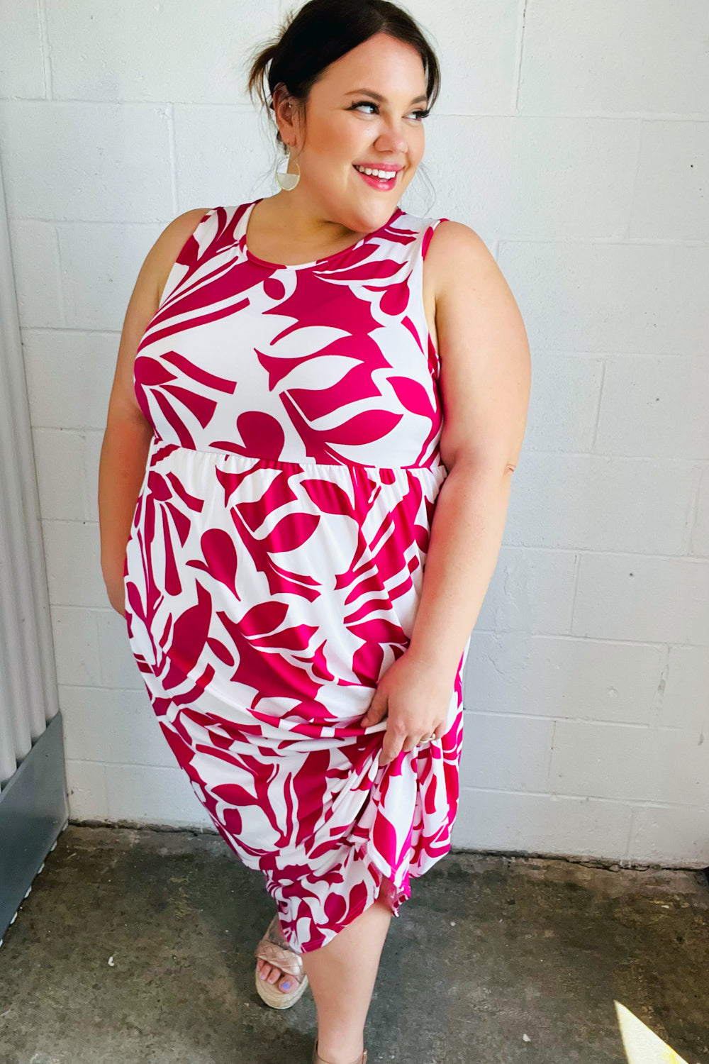 Magenta & White Floral Fit and Flare Sleeveless Maxi Dress